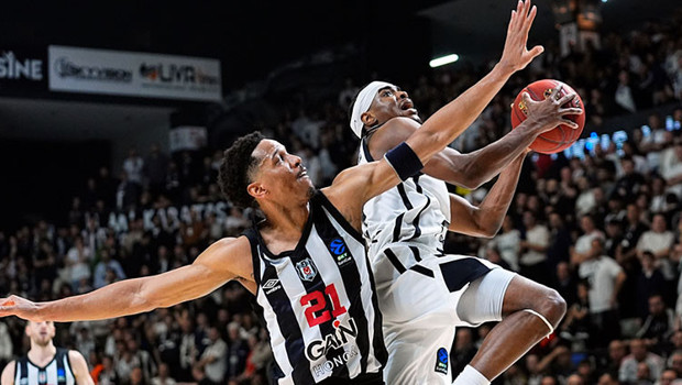 Beşiktaş avantajı kaptırdı!