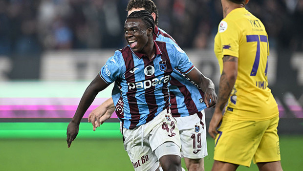 Trabzonspor’un genç oyuncusu Oulai’nin hayalleri büyük