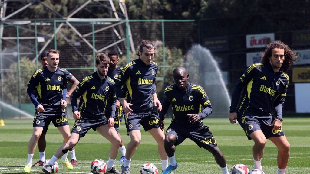 Fenerbahçe’de, Tümosan Konyaspor maçı hazırlıkları tamamlandı!