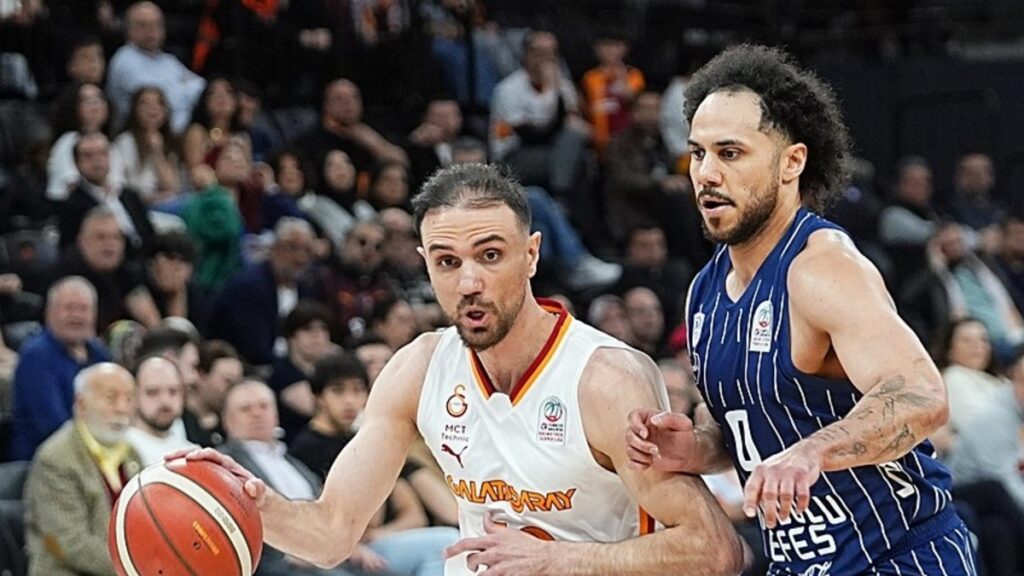 Anadolu Efes deplasmanda Galatasaray MCT Technic’i yendi!