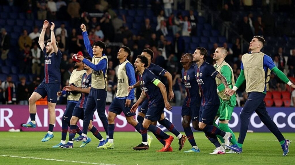 Beşiktaş’tan savunmaya dev hamle! Paris Saint-Germain’den gelecek