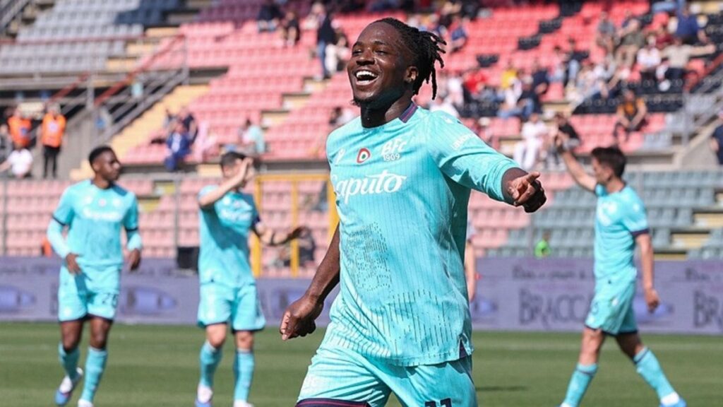 Galatasaray’dan Jonathan Rowe harekatı! O ismin yerine gelecek