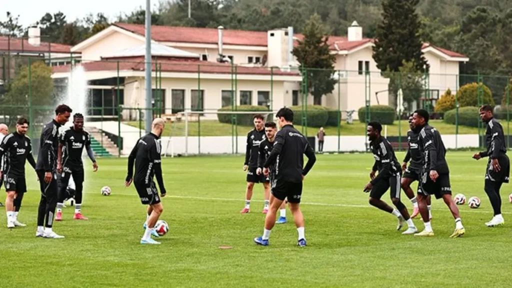 Beşiktaş, kondisyon ve taktik çalıştı!