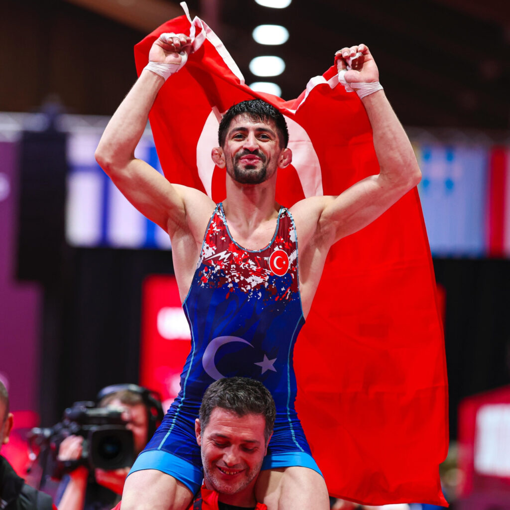 Kerem Kamal’dan bronz madalya!