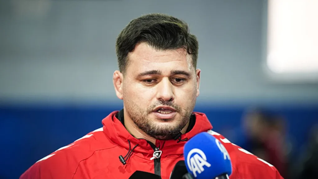 Rıza Kayaalp, 13. kez Avrupa şampiyonu! Tarihte bir ilk