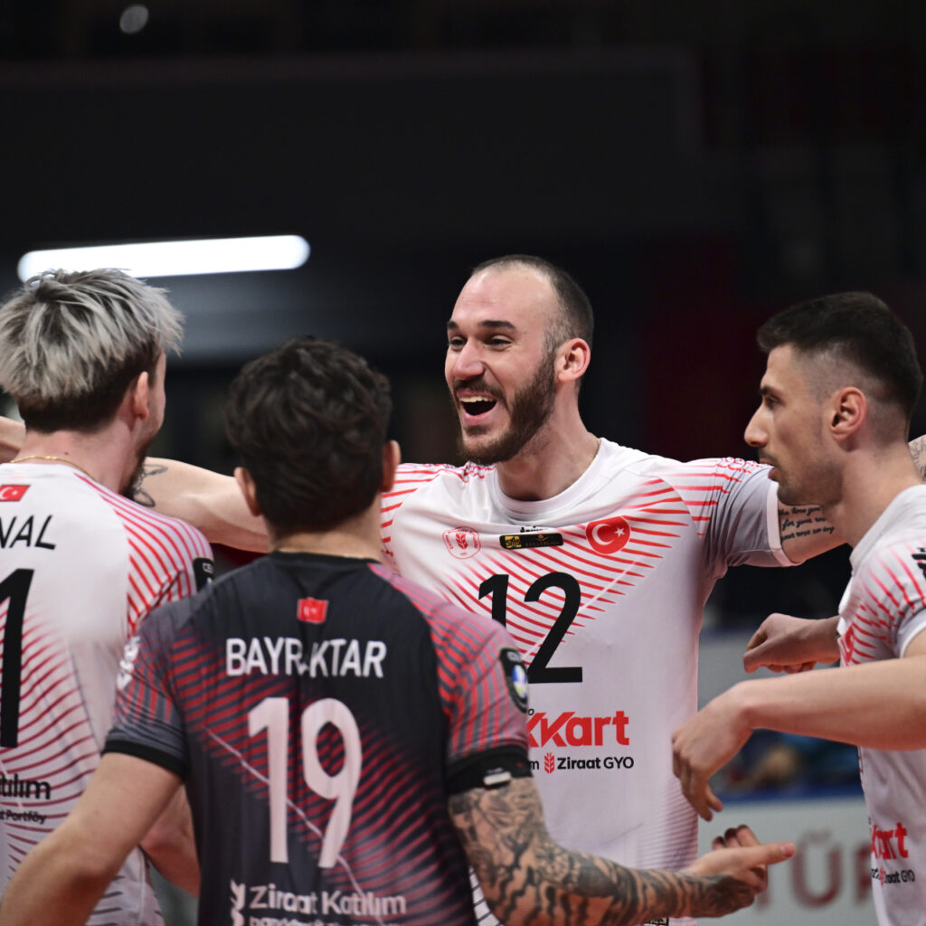 Ziraat Bankkart seride 1-0 öne geçti!