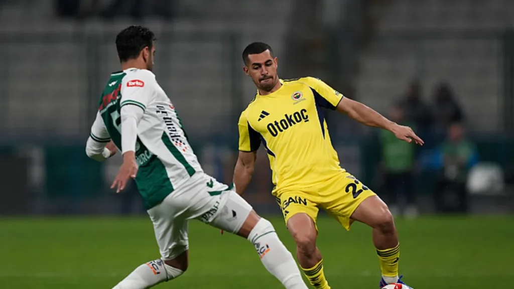 MAÇ ÖZETİ | Türkiye Kupası’nda ilk yarı finalist Konyaspor! Fenerbahçe 120+2’deki penaltıyla elendi