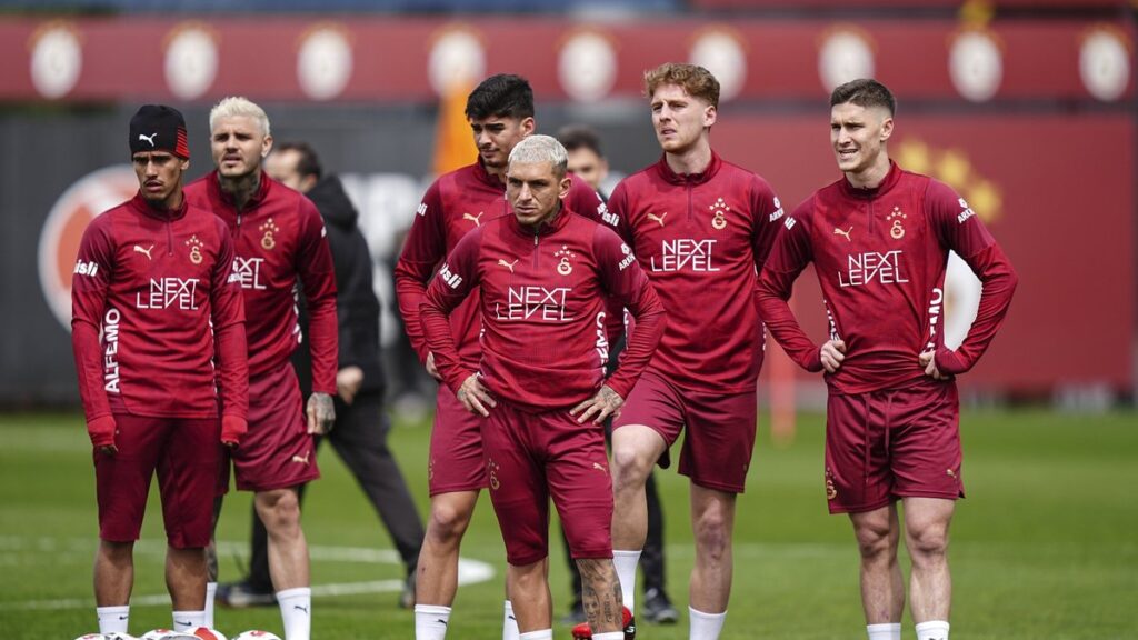 Galatasaray’da parola çifte kupa! İşte Okan Buruk’un ilk 11 tercihi