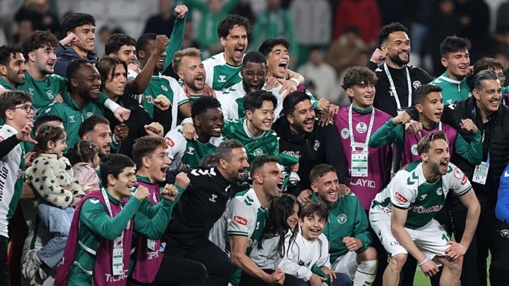 Konyaspor’dan Fenerbahçe ve Beşiktaş’a göndermeli paylaşım!