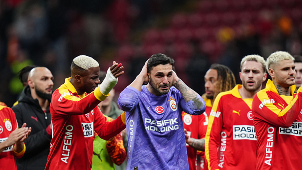 Galatasaray’da Osimhen’den Günay Güvenç’e destek!