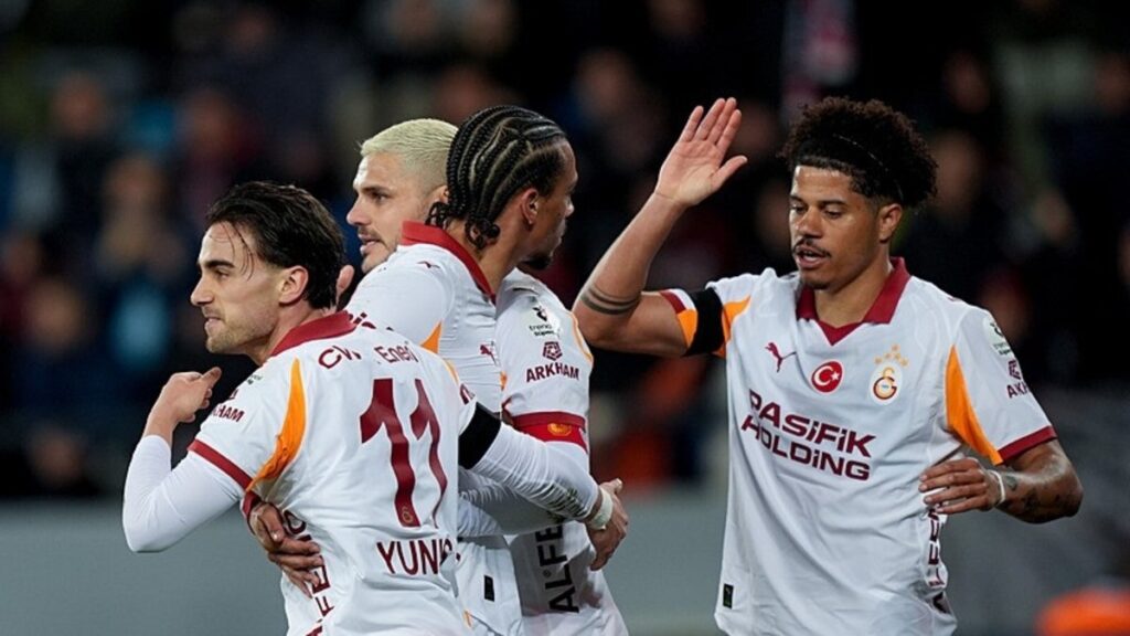 Galatasaray’ın yıldızına Premier Lig’den 2 talip birden! Fenerbahçe derbisinde…