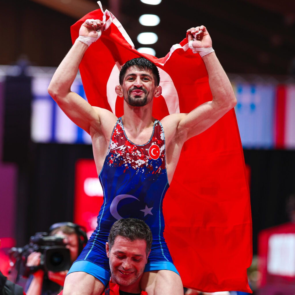 Kerem Kamal yarı finalde