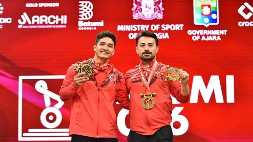 Muhammed Furkan Özbek Avrupa rekoru kırarak şampiyon oldu!