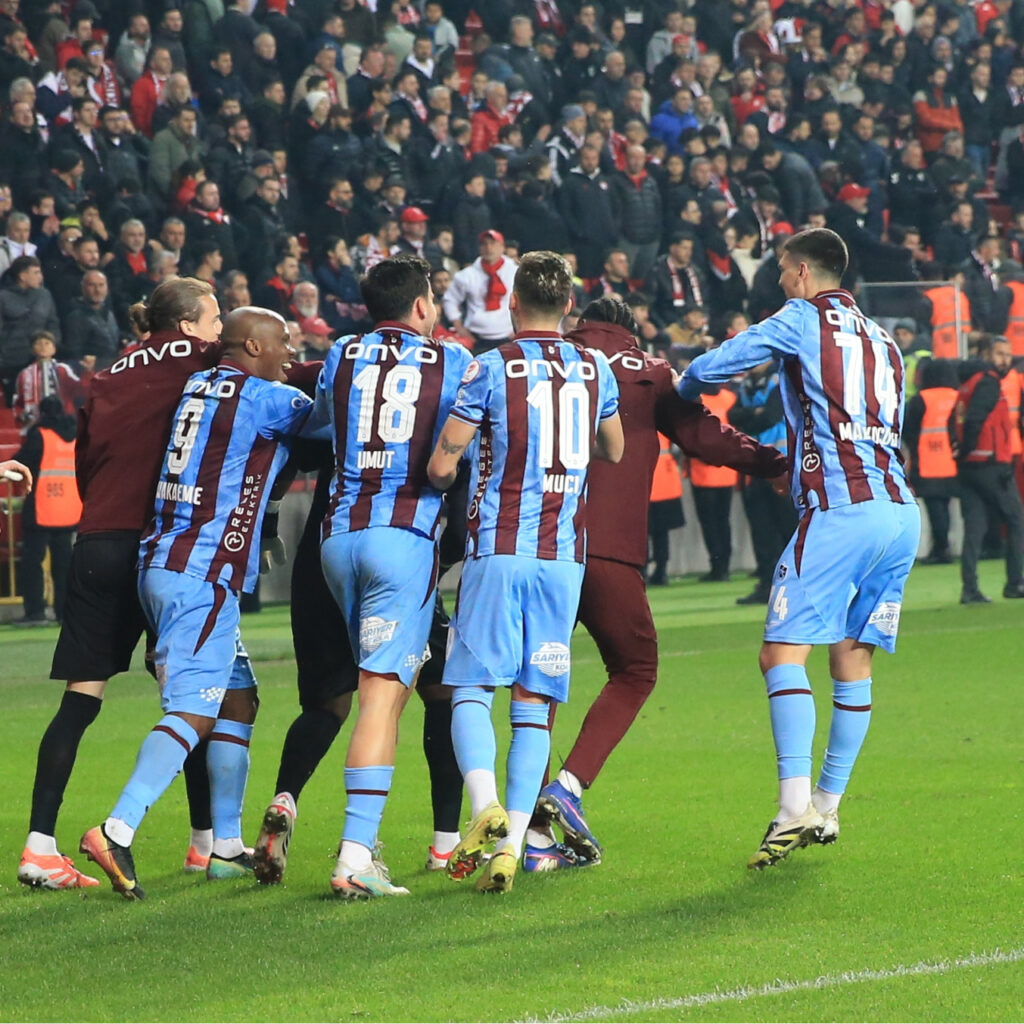 Trabzonspor, Türkiye Kupası’nda yarı finalde!