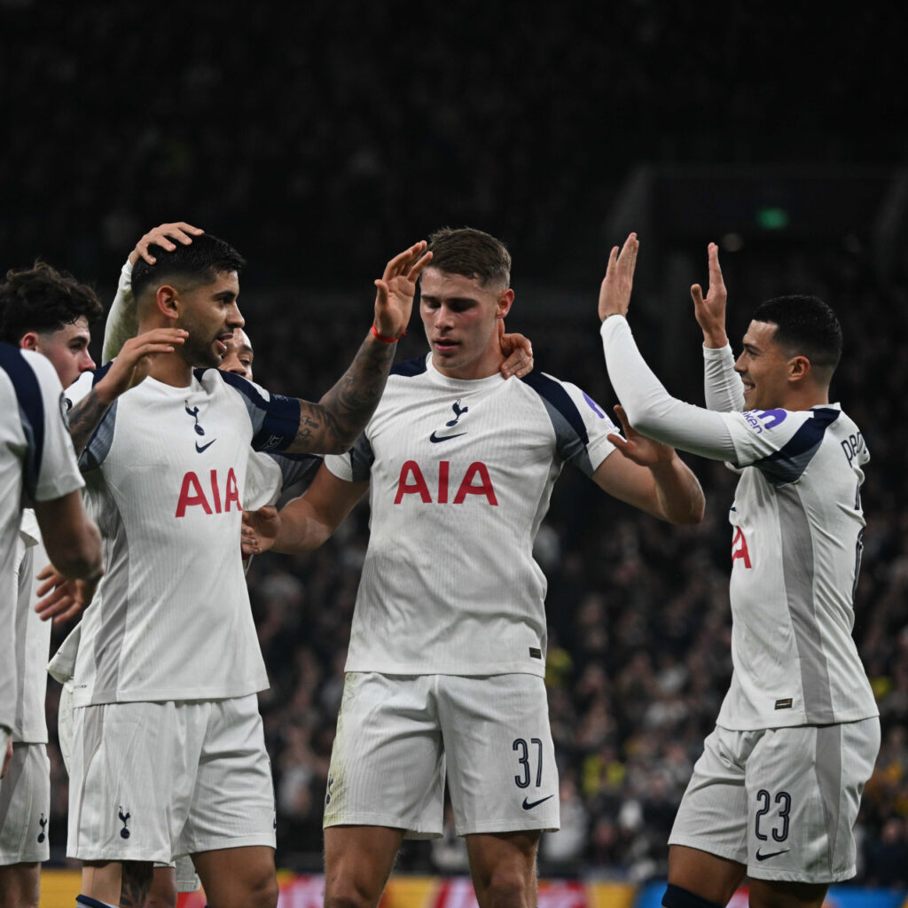 Tottenham’ın yüzü 15 maç sonra güldü!