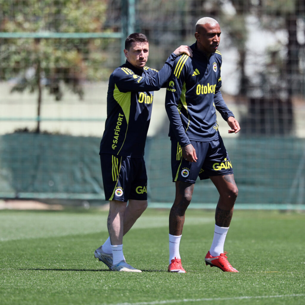 Fenerbahçe’de Başakşehir maçı hazırlığı!