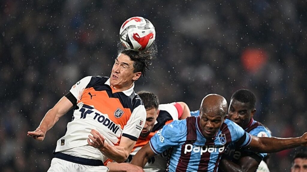 Trabzonspor, RAMS Başakşehir ile son anlarda puanları paylaştı!