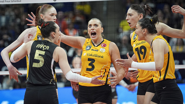 CEV Şampiyonlar Ligi’nde ilk finalist Vakıfbank! Imoco karşısında müthiş geri dönüş
