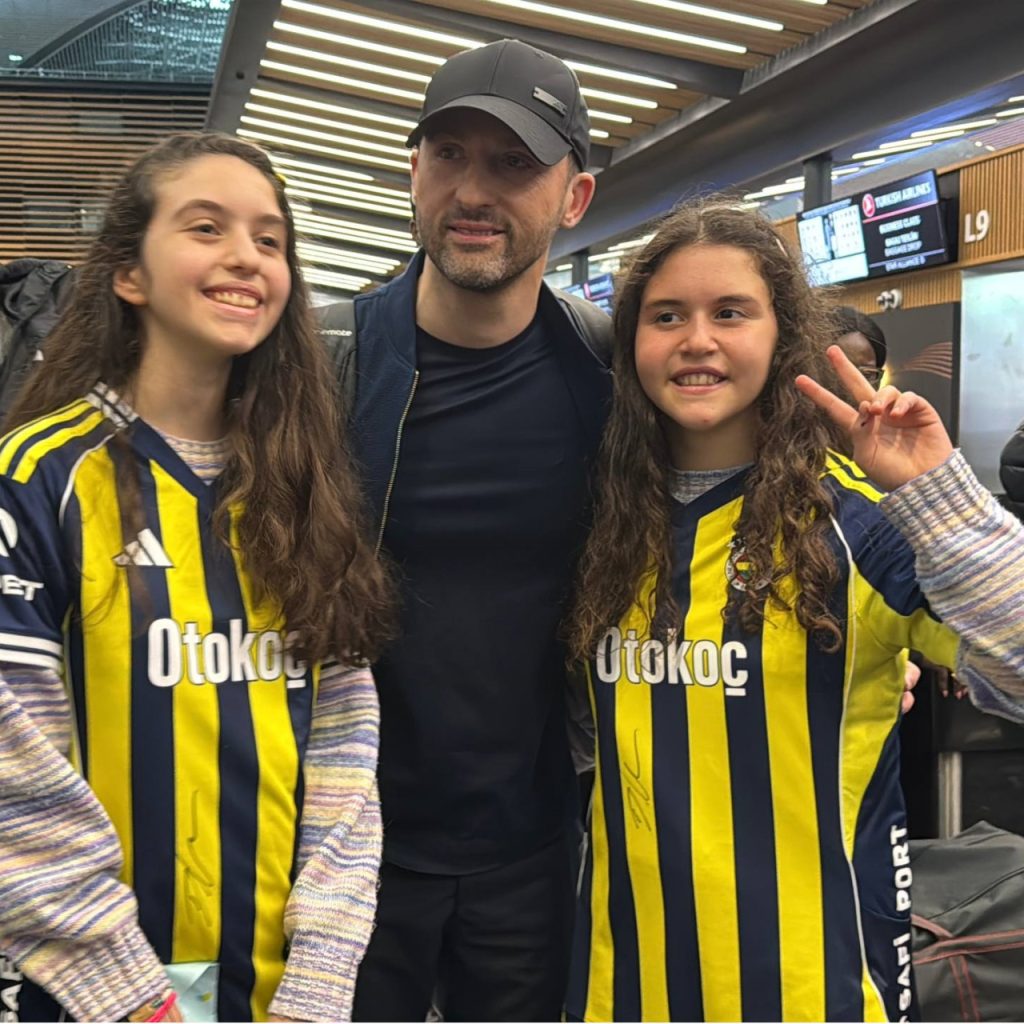 Tedesco tezahüratlarla uğurlandı!