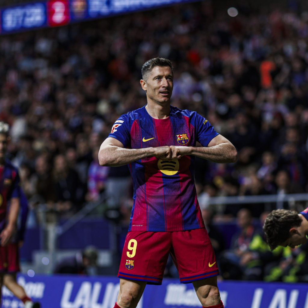 Lider Barcelona, 5 dakikada üç puanı kaptı!